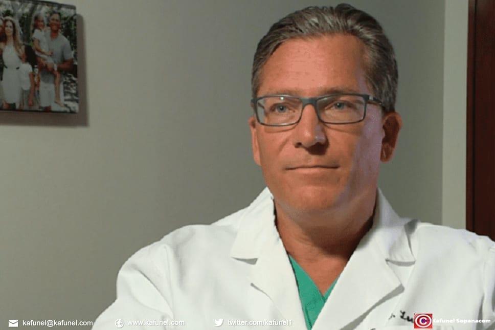 Dr Lorich, chirurgien de renommée mondiale.png