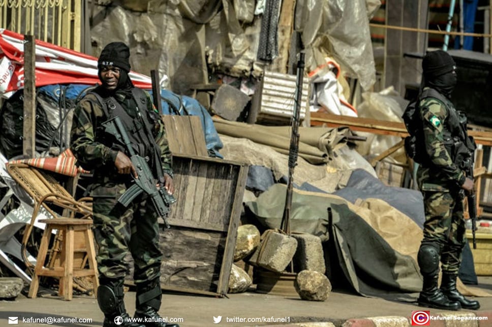 Des soldats à Bamenda au Cameroun le 17 novembre 2017