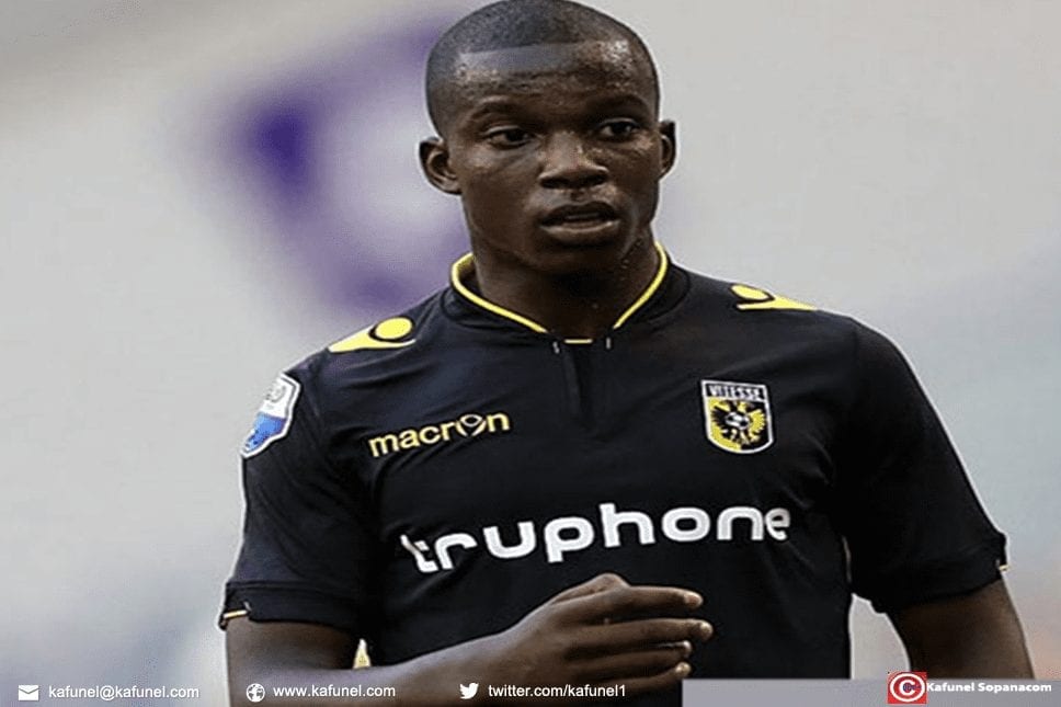 L’arrière gauche de Vitesse Arnhem, d’origine sénégalaise, rêve de mondial avec les Lions.jpg