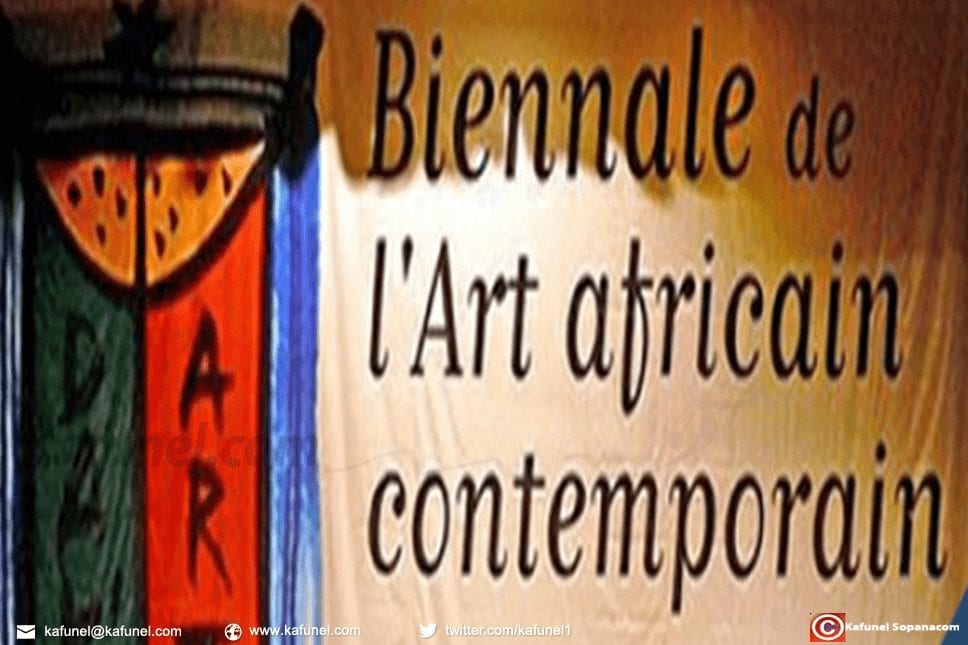 Macky Sall à l’ouverture de la 13ème biennale de l’art africain contemporain.jpg