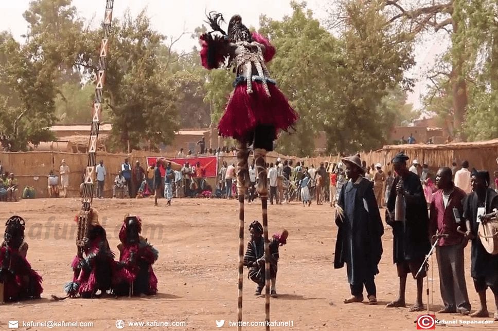 masque dogon.jpg