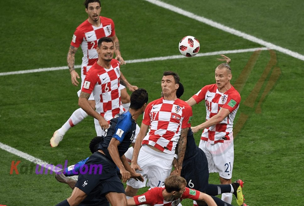 VIDEO-France-Croatie-l-ouverture-du-score-sur-un-but-contre-son-camp-de-Mandzukic.jpg
