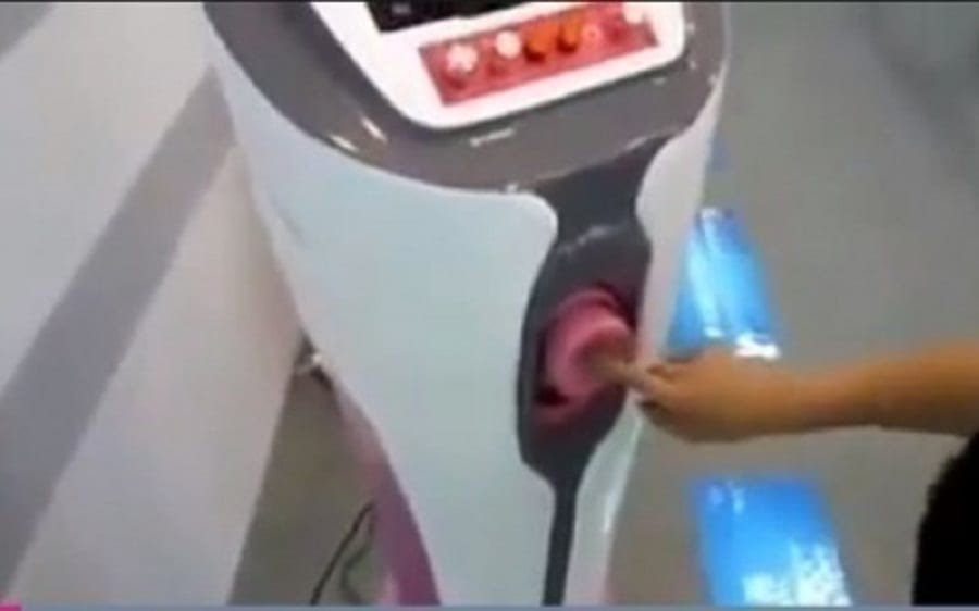 Une machine d’extraction de sperme pour éviter la masturbation… Une machine d’extraction de sperme pour éviter la masturbation…