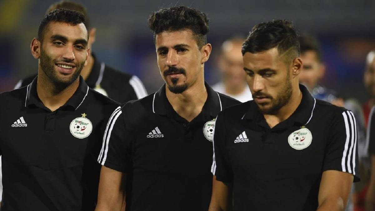 Les joueurs algériens, quelques minutes avant leur premier match face au Kenya (2-0) Les joueurs algériens, quelques minutes avant leur premier match face au Kenya (2-0) MOHAMED EL-SHAHED / AFP