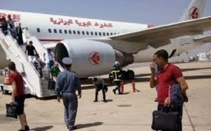 Voici la vidéo du sènègalais battu dans l’avion Air algèrie Voici la vidéo du sènègalais battu dans l’avion Air algèrie