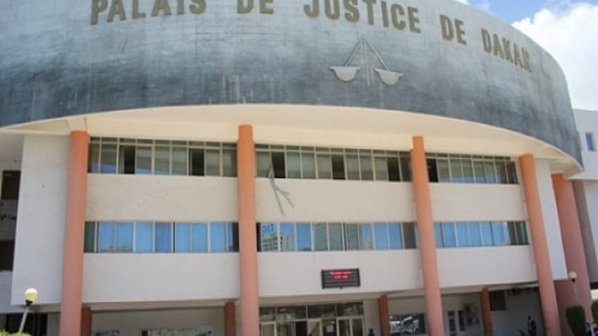 Déféré au parquet Adama Gaye «face au procureur mercredi ou jeudi» Déféré au parquet Adama Gaye «face au procureur mercredi ou jeudi»