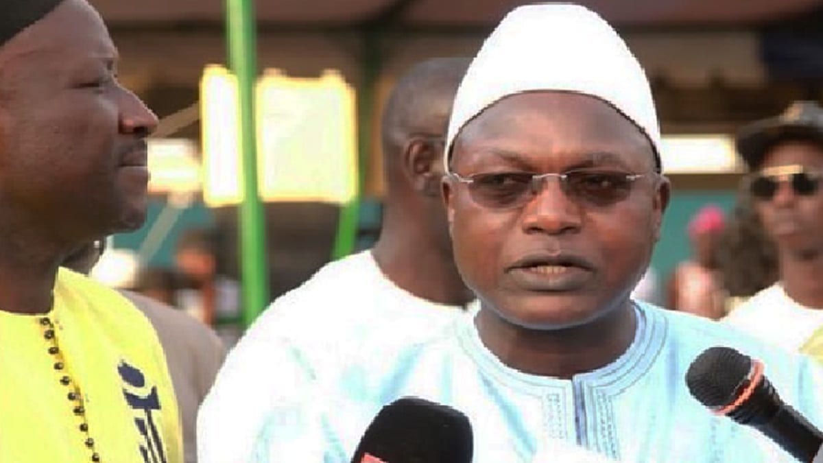 Oumar Guèye, ministre des Collectivités territoriales, du Développement et de l’Aménagement des territoires Oumar Guèye, ministre des Collectivités territoriales, du Développement et de l’Aménagement des territoires