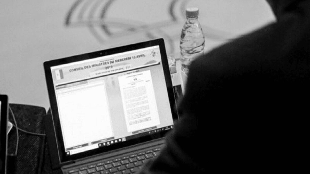 Le président Sall demande l'accélération de la Digitalisation Intégrale de l’État Civil Le président Sall demande l'accélération de la "Digitalisation Intégrale de l’État Civil"