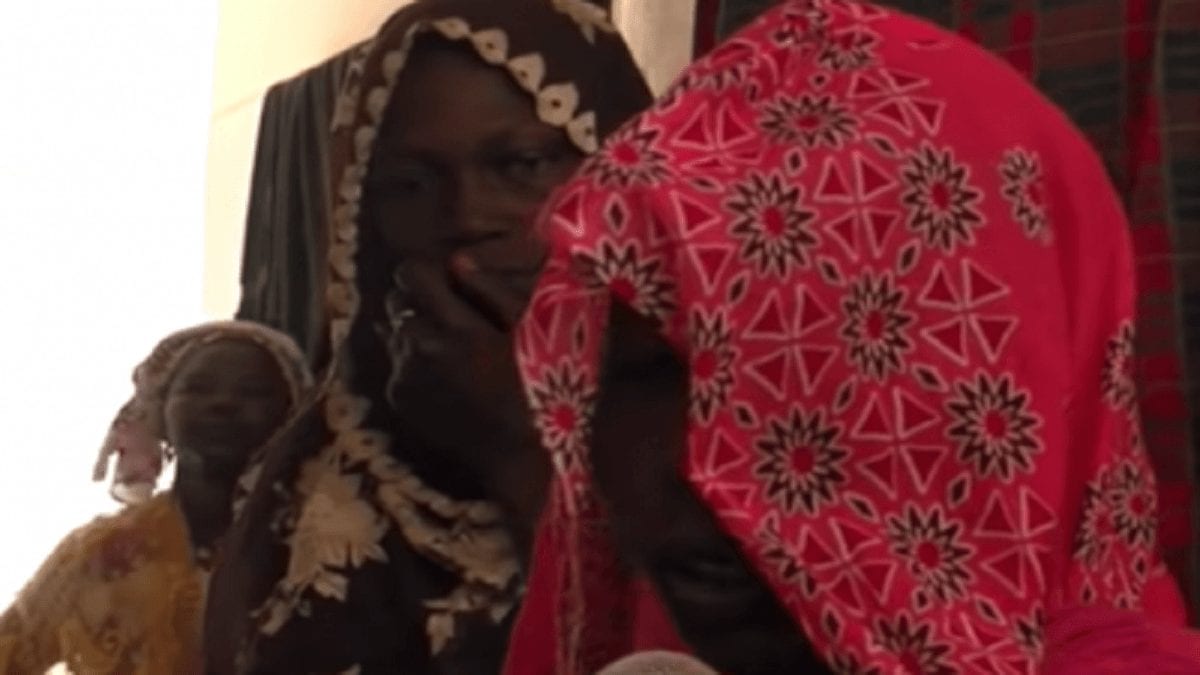 CONFESSIONS Les Émouvantes Confidences D’une Dame “J’ai Enterré 11 De Mes Enfants”