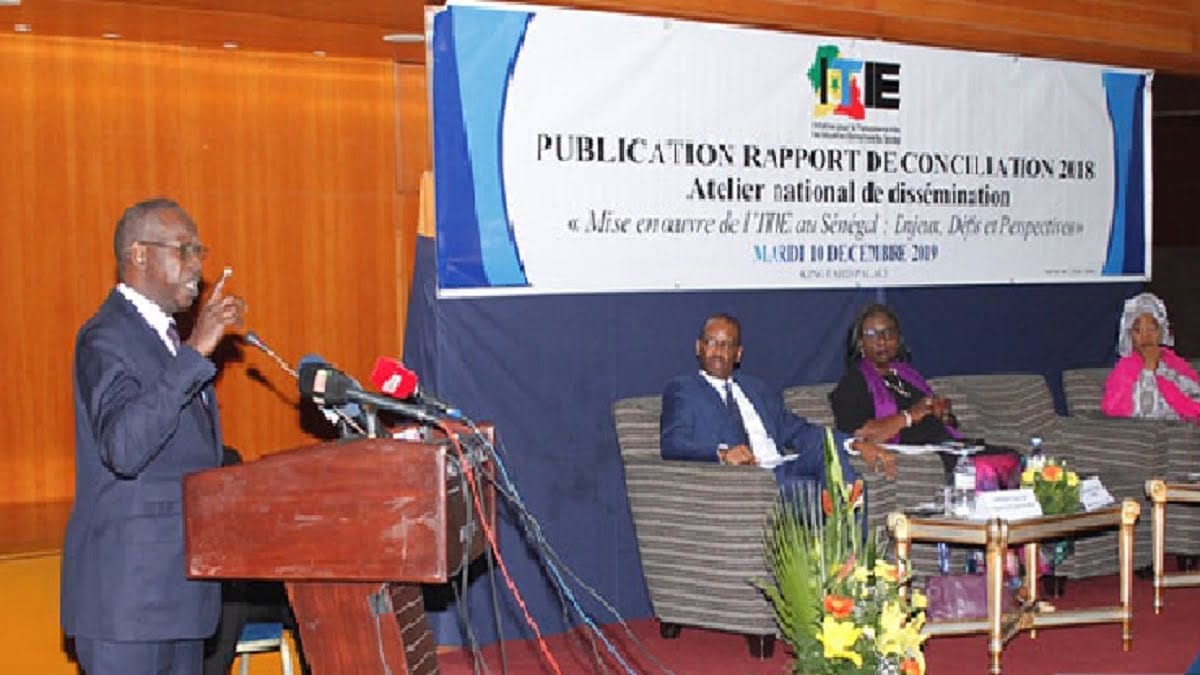 Adama Baye Racine Ndiaye, Secrétaire général du ministère du Développement industriel et des Petites et moyennes industries