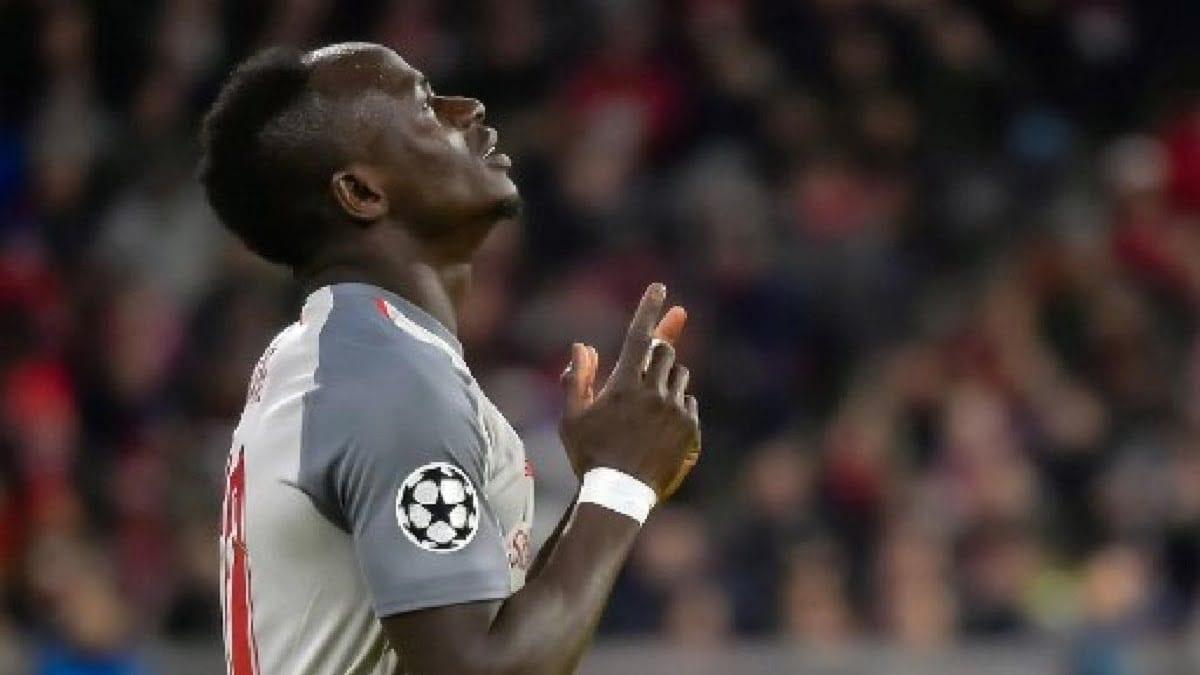 Ballon d’Or Sadio Mané, le grand espoir de l’Afrique Sadio Mané avec le maillot de Liverpool en ligue des champions, le 13 mars 2019 face au Bayern.