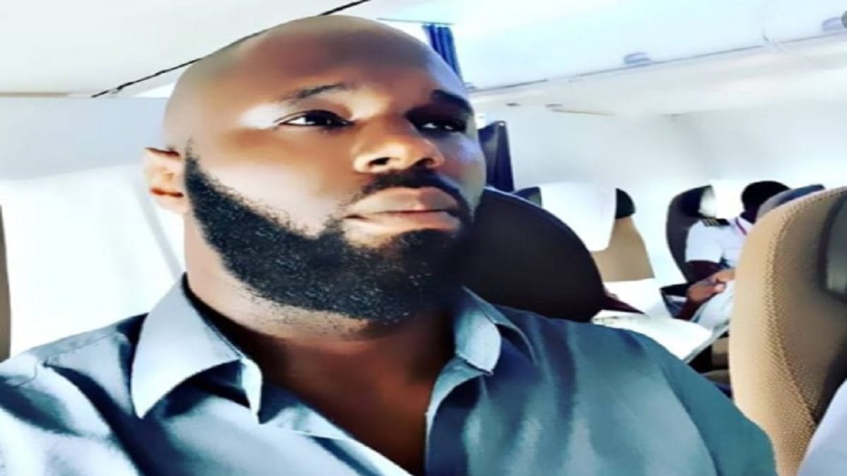 Kemi Seba arrêté à l’Aéroport international Blaise Diagne