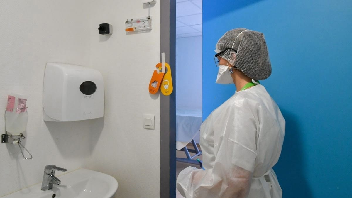 malades du coronavirus sont pour certains hospitalisés dans les services de médecine infectieuse des hôpitaux. Les malades du coronavirus sont pour certains hospitalisés dans les services de médecine infectieuse des hôpitaux. / © GOT OLIVIE/maxPPP