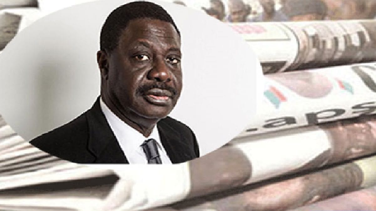 Revue de presse du 1er avril 2020 Les Quotidiens saluent la mémoire de Pape Diouf Revue de presse du 1er avril 2020 Les Quotidiens saluent la mémoire de Pape Diouf
