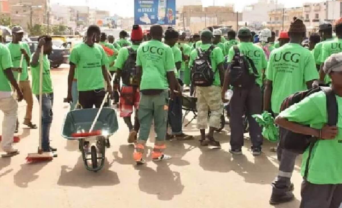 Agents de nettoiement, plus de 2.000, déployés à Dakar pour la tabaski Agents de nettoiement, plus de 2.000, déployés à Dakar pour la tabaski