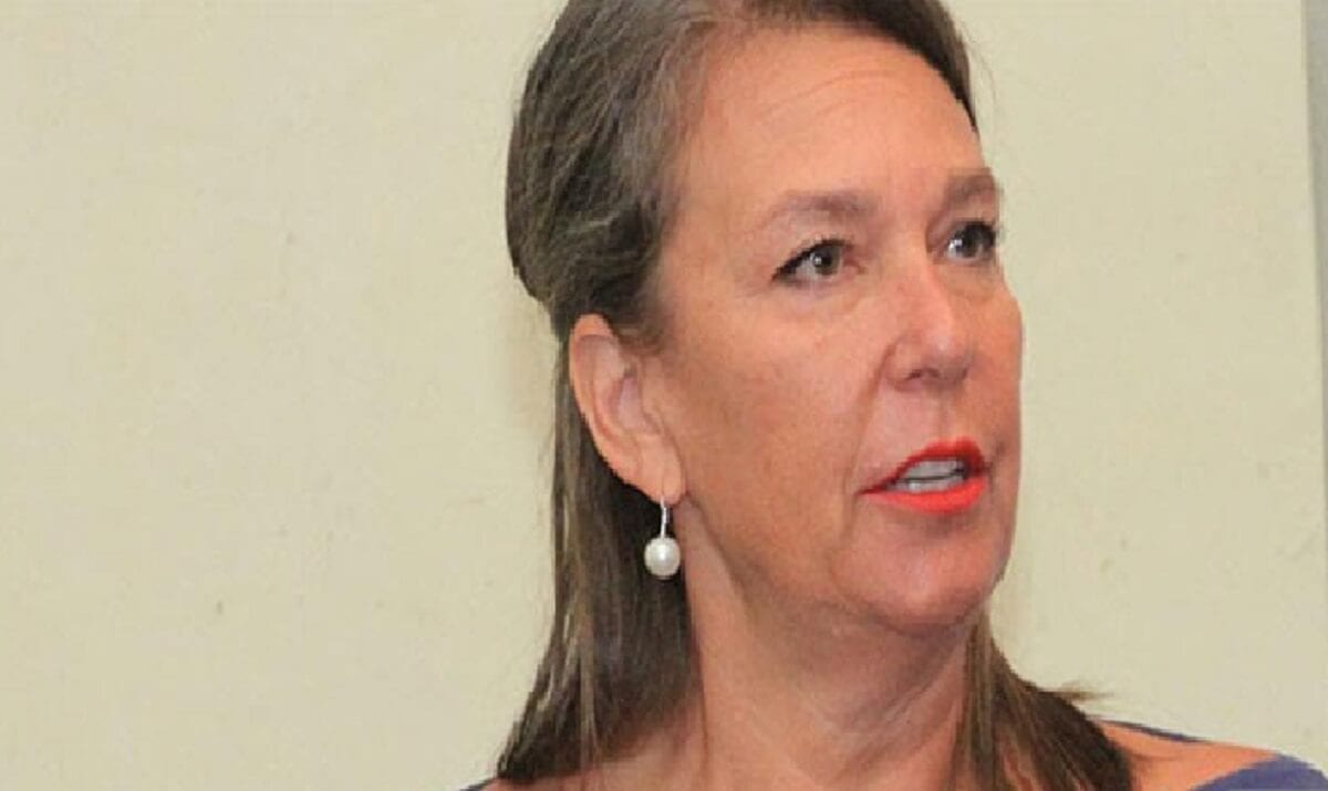 Ambassadrice de Suisse convoquée suite à des propos de son époux jugés inacceptables Ambassadrice de Suisse convoquée suite à des propos de son époux jugés inacceptables