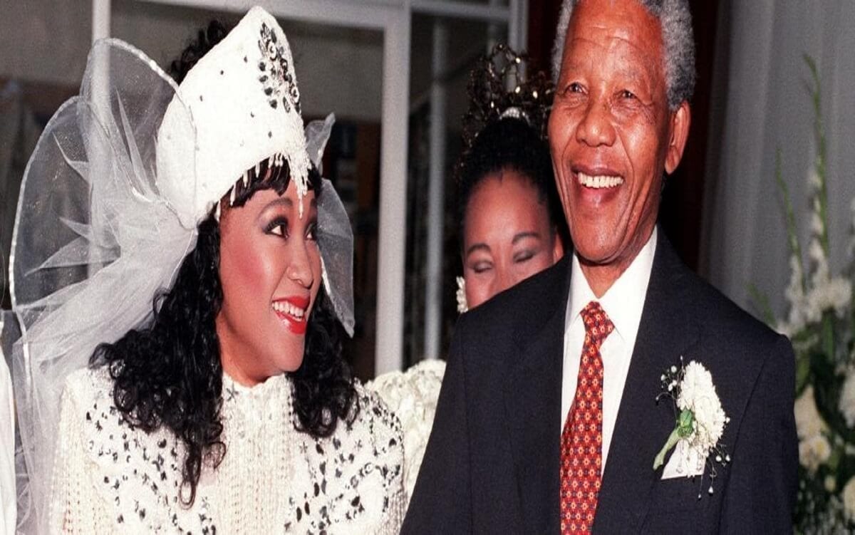 Les Sud-Africains ont rendu un ultime hommage à Zindzi Mandela, fille de Nelson Mandela, testée positive au Covid à sa mort Les Sud-Africains ont rendu un ultime hommage à Zindzi Mandela, fille de Nelson Mandela, testée positive au Covid à sa mort