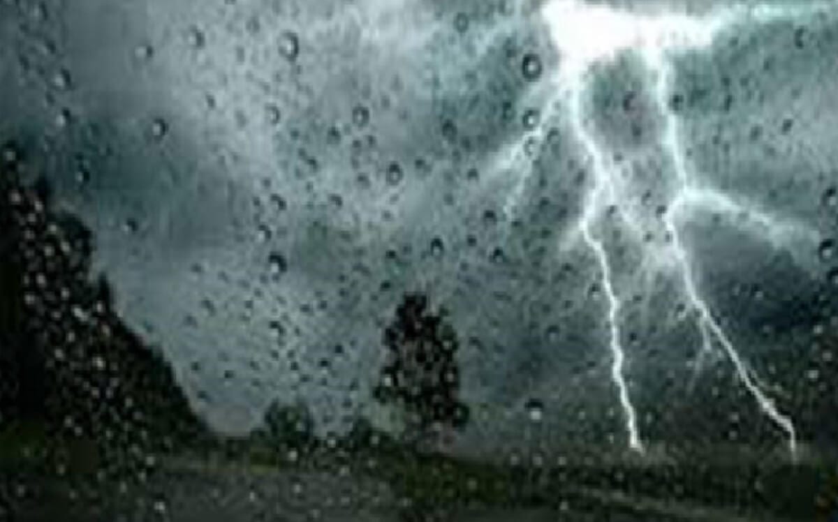 Des orages et pluies suivis parfois d’averses durant cette nuit et samedi matin Des orages et pluies suivis parfois d’averses durant cette nuit et samedi matin