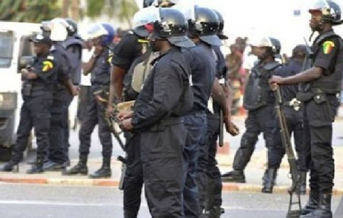 2093-elements-deployes-par-la-police-a-touba 2093-elements-deployes-par-la-police-a-touba