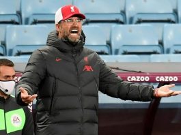 L'entraîneur allemand de Liverpool, Jürgen Klopp, lors du match de Bundesliga face à Aston Villa, à Birmingham, le 4 octobre 2020