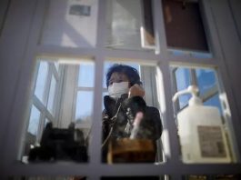 Sachiko Okawa, 76 ans, a perdu son mari Toichiro lors de la tragédie.