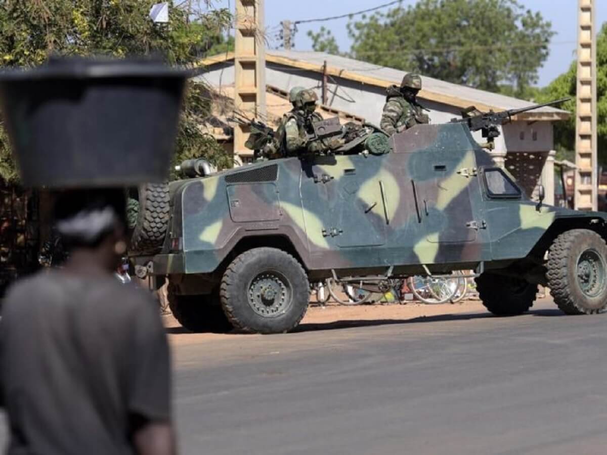 Urgent L’Armée se dirige vers Dakar ! (Walf)