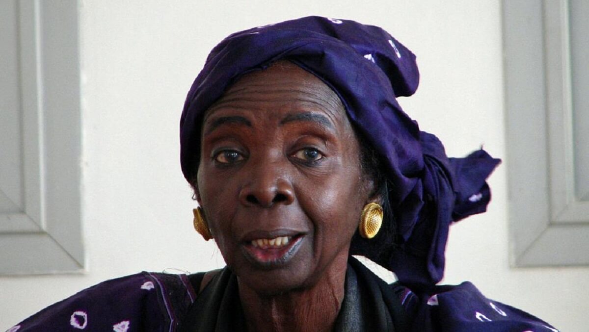 Aminata-Sow-Fall www.kafunel.com Romancière octogénaire Aminata Sow Fall, une carrière en majuscule Aminata-Sow-Fall www.kafunel.com Romancière octogénaire Aminata Sow Fall, une carrière en majuscule