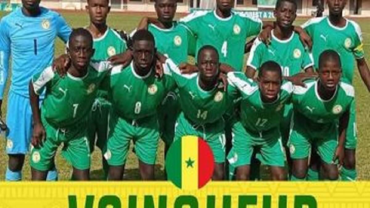 Football www.kafunel.com Les lionceaux (U15) remportent le tournoi l’UFOA A Football www.kafunel.com Les lionceaux (U15) remportent le tournoi l’UFOA A
