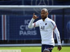 détails du premier contrat de Neymar dévoilés