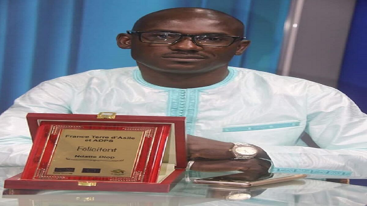 Deces-du-journaliste-Elhadji-Ndatte-Diop-du-Groupe-Futurs-Medias+0 Deces-du-journaliste-Elhadji-Ndatte-Diop-du-Groupe-Futurs-Medias+0