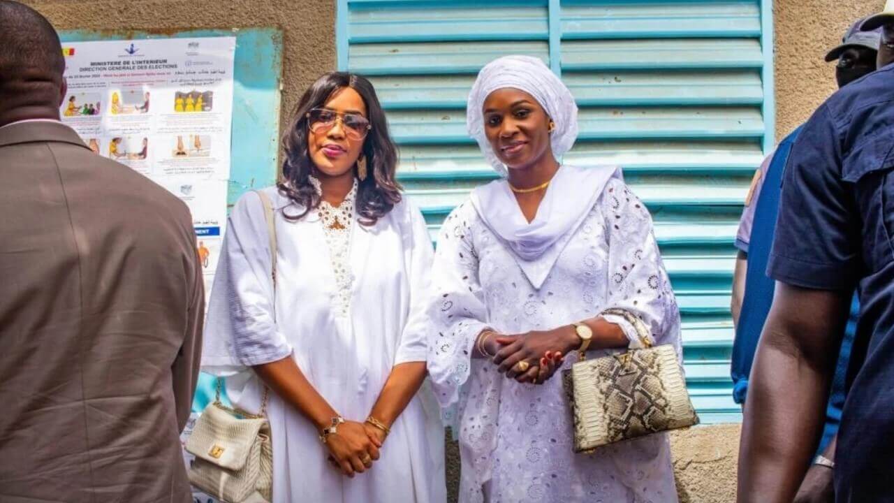 marie-khone-faye-et-absa-faye-epouses-de-Bassirou-Diomaye-faye-kafunel.com force-tranquile