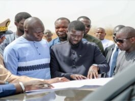 Le Président de la République suspend les opérations sur le site de M'bour 4 après avoir constaté des graves distorsions à l'égalité et à l'équité entre les citoyens 1