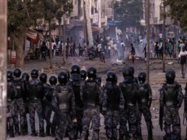 Film Des Tensions À Ouakam Affrontements Entre Le Collectif « Momelou Ouakam » Et Les Forces De L’ordre